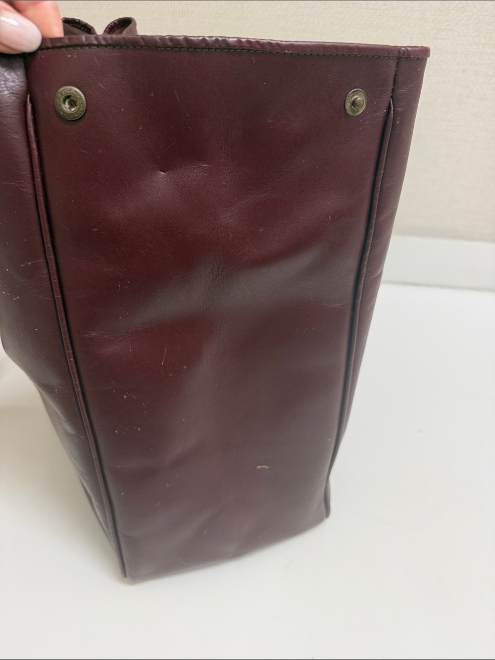 Levenger Classic Leather Tote Bag - Burgundy - Picture 3 of 10